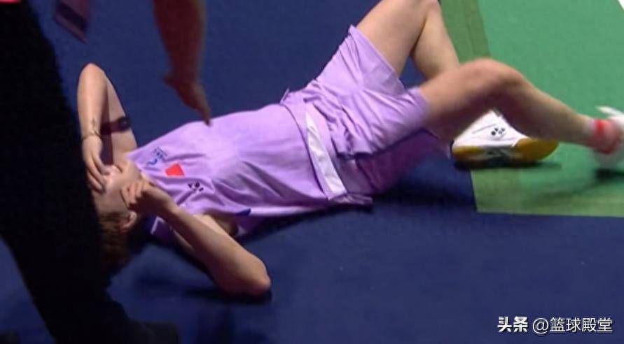 印尼队翻盘印度队,陈雨菲点燃赛场 印尼队翻盘印度队,陈雨菲点燃赛场